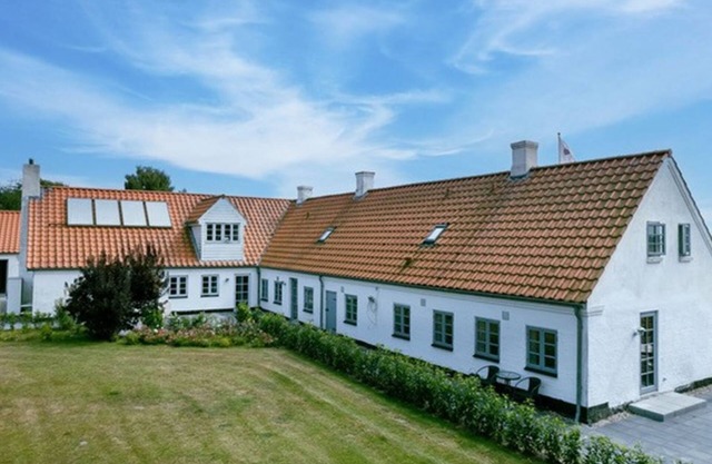 "Ehm" - 1km from the sea by Interhome