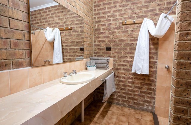 Eildon Parkview Motor Inn Room 7