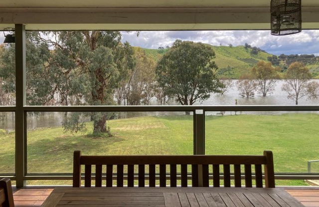 Eildon Views