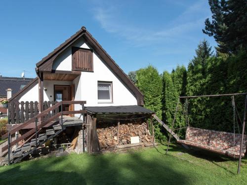 Einladende Ferienwohnung mit Außenpool