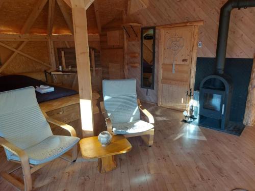 Einzigartige Holzhütte Mit Bergpanorama