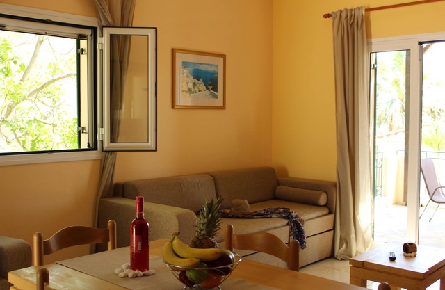 Eirini - Villas Oneira