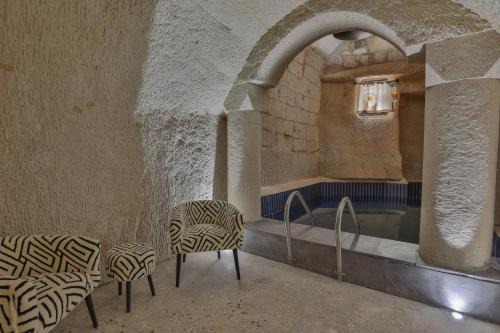 Eka Cave Maison
