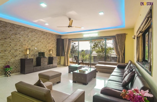 EKOSTAY - Cinnamon New Villa