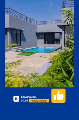 EKOSTAY - Neptune Villa