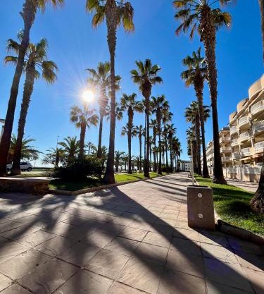 El Balcón de Moncofar, a 5 min andando de la playa, con Wifi, Smart Tive, Piscina y aparcamiento privado totalmente Gratuito