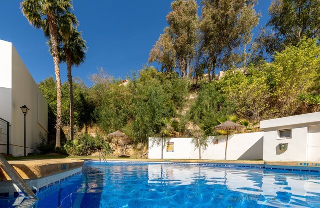 EL CANTAL - Acogedor apartamento con piscina comunitaria cerca de la playa y WiFi Gratis