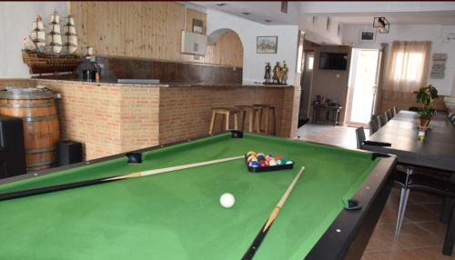 EL CHORRO Aire acondicionado Bar privado Barbacoa Amplios patios