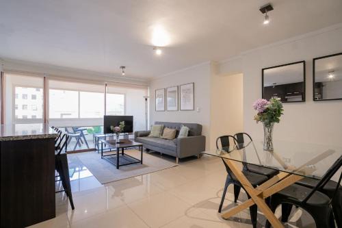 El Golf Family Oasis near Costanera Center