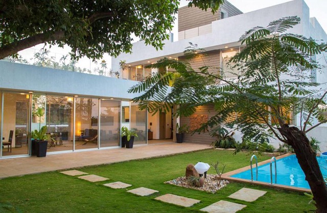 El House by StayVista - Unwind in a Villa with Pool and Lush Lawn
