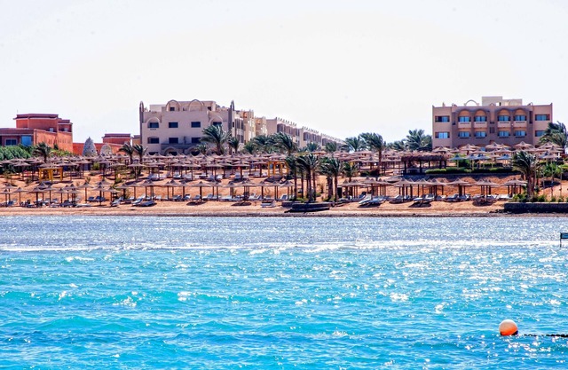 El Karma Aqua Beach Resort