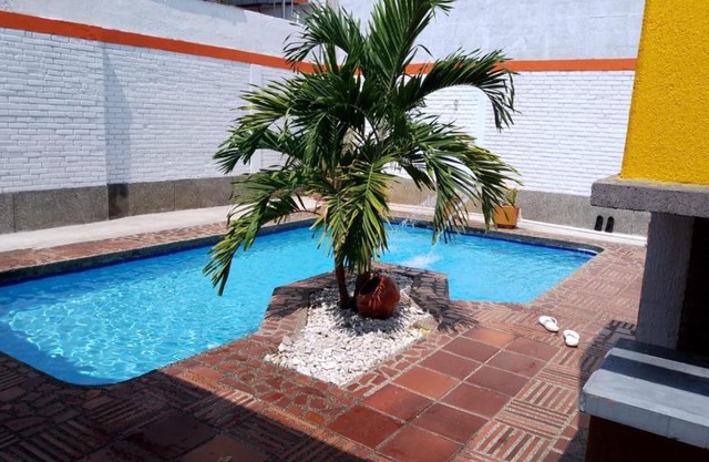 El Linaje Home