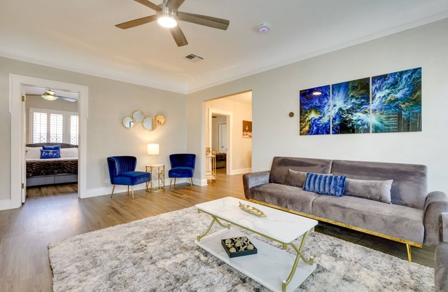 El Paso Home w/ Shared Patio Near Memorial Park