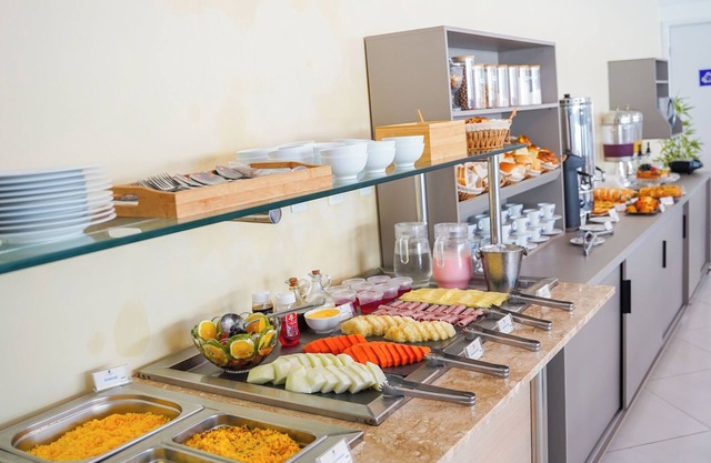EL SHADDAI HOTEL