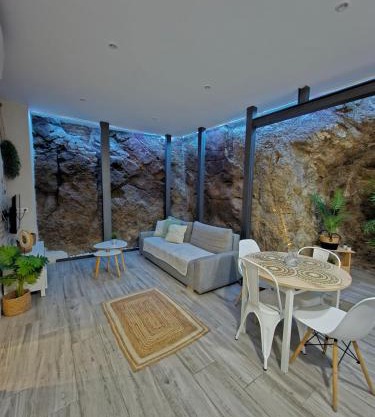 El susurro del tajo La gruta