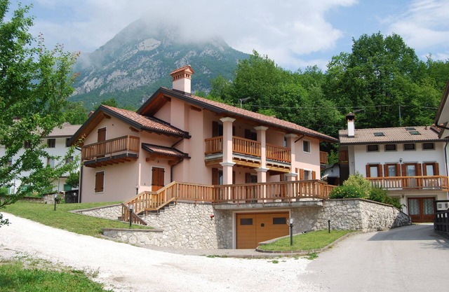 EL TABIA 'DE LA MARIA "APARTAMENTO ERICA".