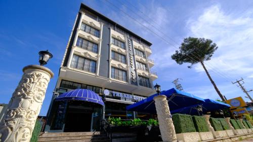 Elada Luxury Otel