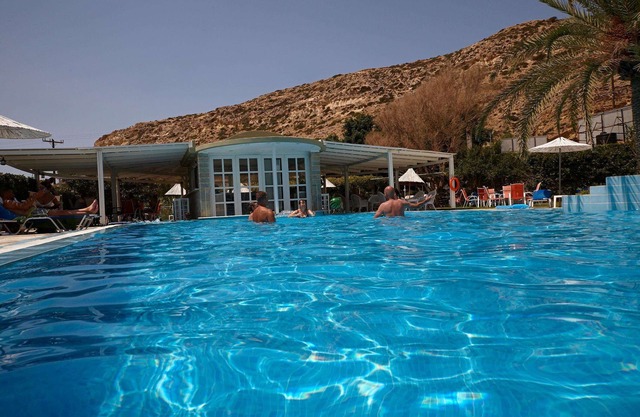 ELEATERRA HOTEL