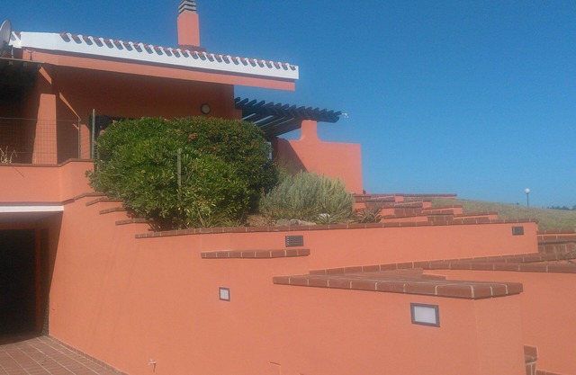 LA CASA ROSA amplia panorámica a 300mt del mar con WIFI