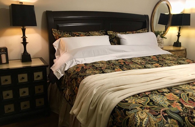 Nuevo Exquisito 2BR Lujoso Arlington House 10 min a ECU 12 min a Vidant