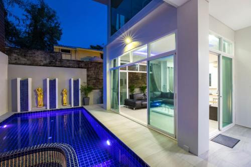 Elegant 3BR Private Pool Villa Sara near Naiharn