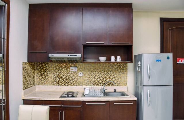 Elegant And Comfort 1Br + Extra Room Apartment At Bellagio Residence