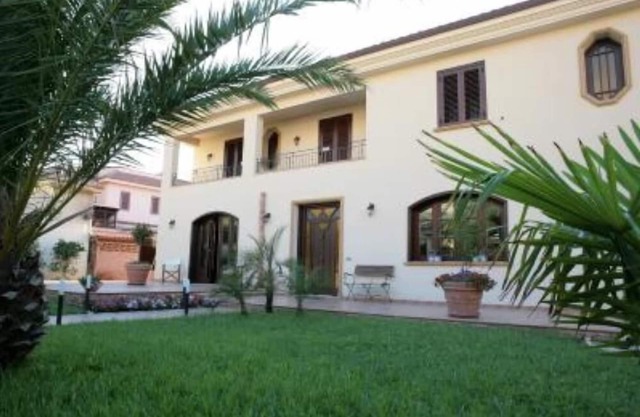 Casa / villa / chalet - Isola delle femmine