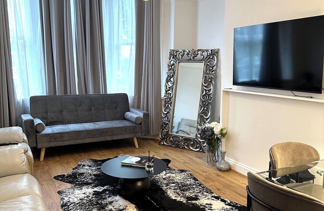 Elegant apartment in London
