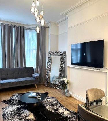 Elegant apartment in London