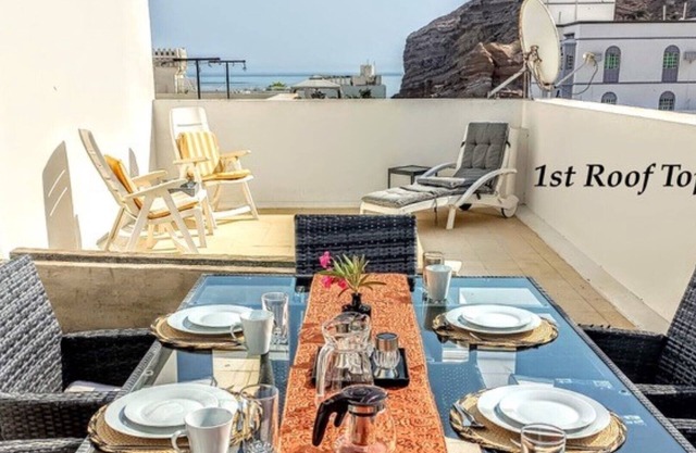 Elegante apartamento con una vista fascinante.