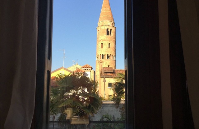 Elegante apartamento en el centro histórico de Caorle y cerca del mar.