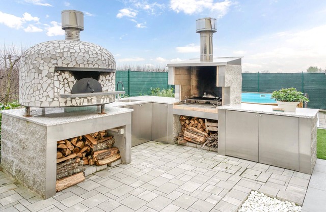 Elegant, beautifully furnished vacation apartment