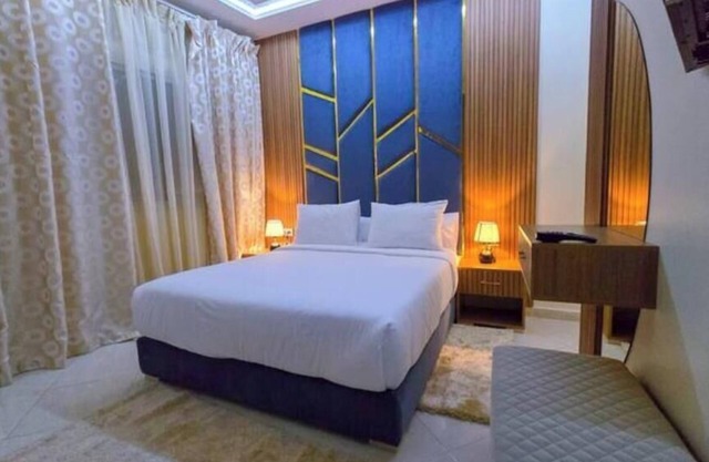 Elegant, charming & clean
