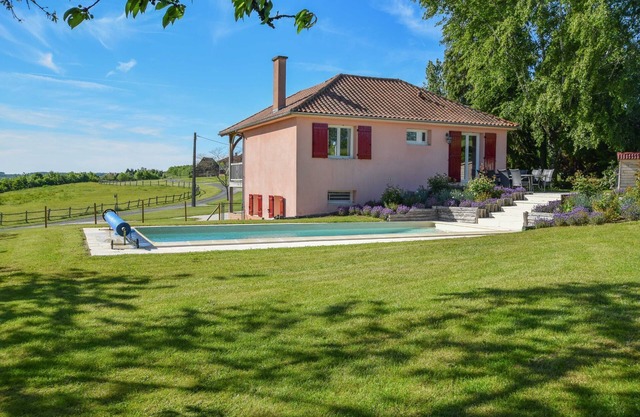Casa en Holifay con piscina privada climatizada