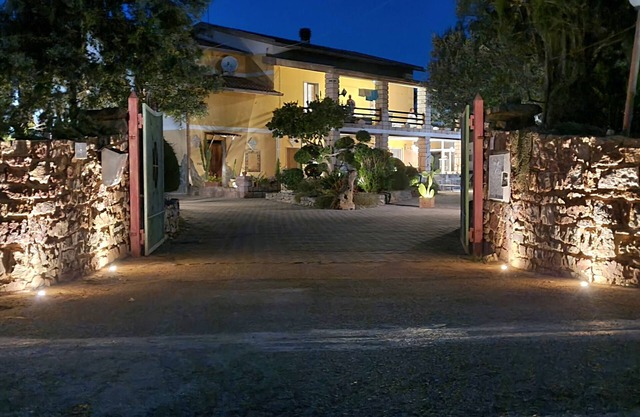 Elegant deluxe cottage close to beaches