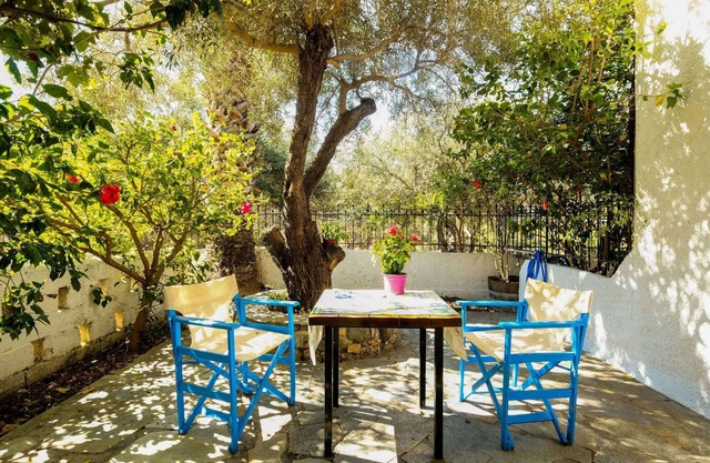 Elegant Holiday Home in Palaiochora near Beach
