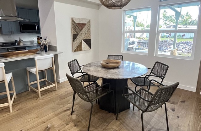 Elegant, just remodeled 3bd/2bath home in Kailua 3 min from Sunrise