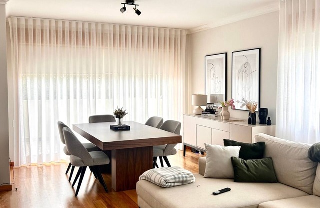 Elegant & Luminous 2bedroom Apartment Near the Beach