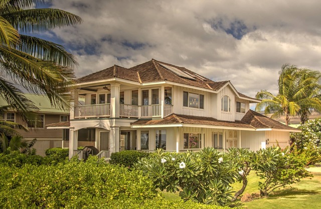 Elegante casa de playa estilo Malibu en el soleado West Side de Kauai - TVNCU # 5162