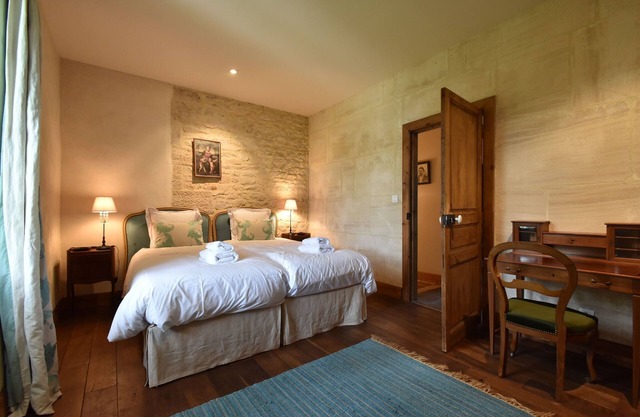 Casa señorial en Normandía con spa y piscina