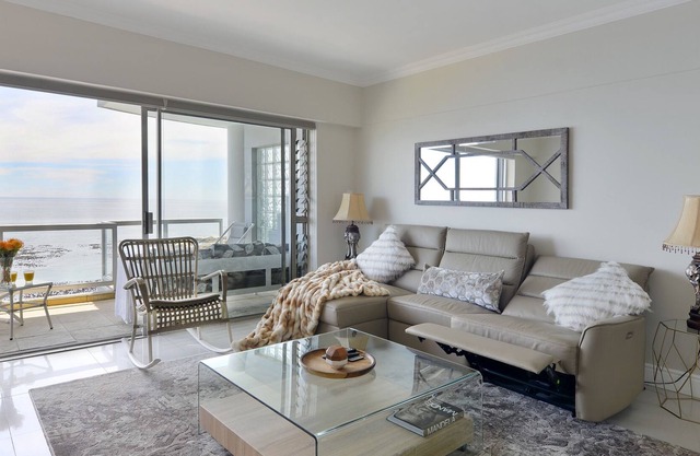 Elegant Mawethu Apartment | Breathtaking Sea Views