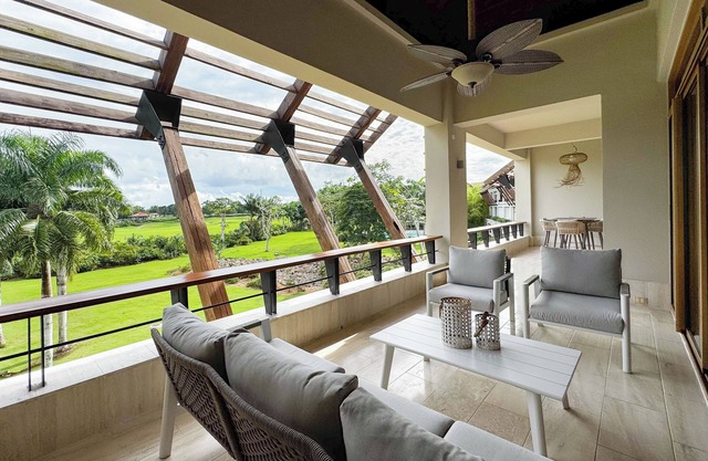 Elegante ático con impresionante vista sobre Dye Fore y cerca de Altos de Chavón