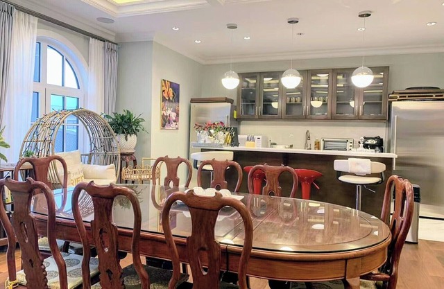 Elegant Private Room+ Ensuite Near Steveston & YVR