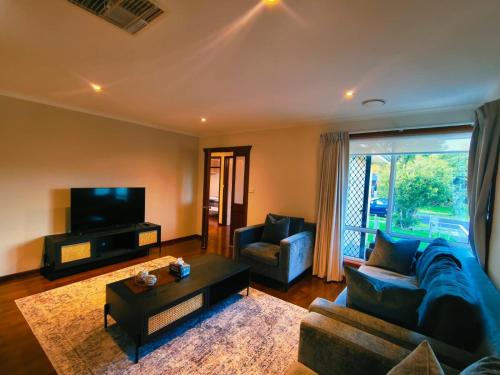 Elegant Relaxing Retreat Awaits