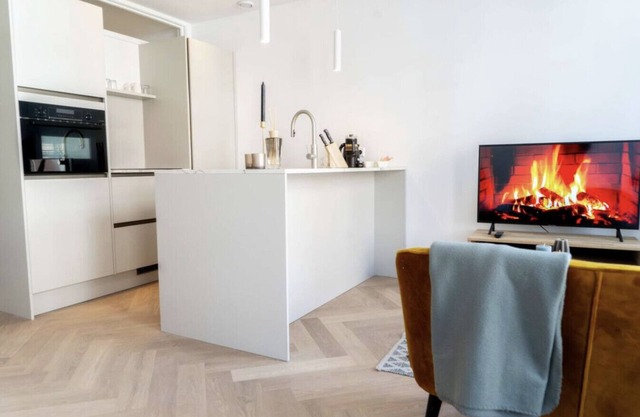 Elegant Rembrand Apartment at Centrum | 5 Mins to Central Station & Canals