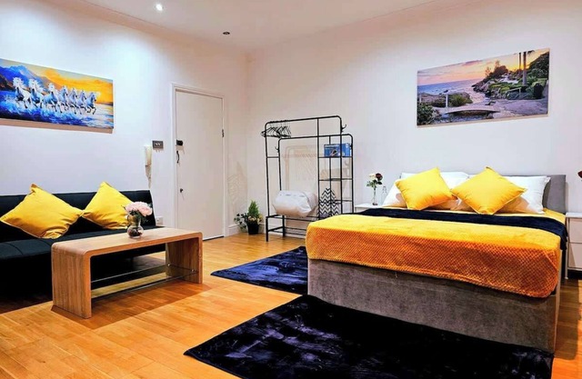 Elegant Spacious London Flat F