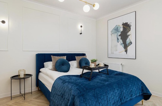 Elegant Studio Szpakowa 10 with 2 Parking Spaces & Terrace by Noclegi Renters