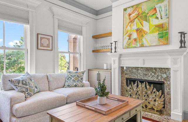 Elegant Townhome, Family Friendly, Quiet