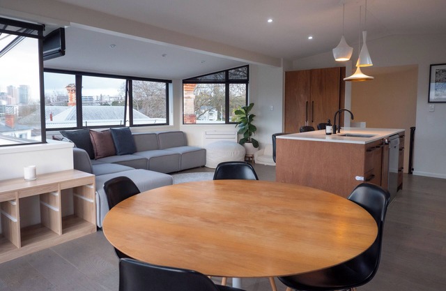Elegant Urban Retreat in Freemans Bay.