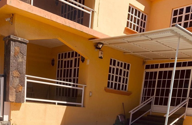 Elegant Villa - 2 mins to Pereybere beach